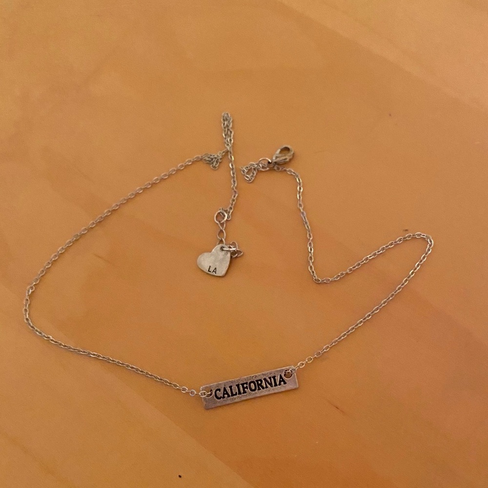 Brandy Melville California Necklace